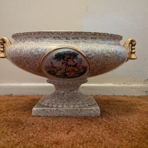 Empire England pictorial footed pedestal bowl, specifically an ivory "Gold Chint